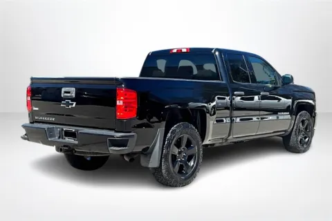 More photos of 2018 Chevrolet Silverado 1500 Custom at Lakeside Automotive Group, MI