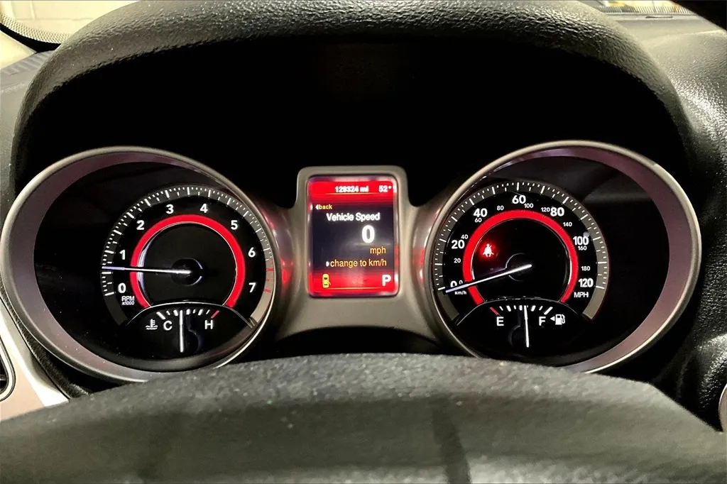 2015 Dodge Journey SXT photo 4