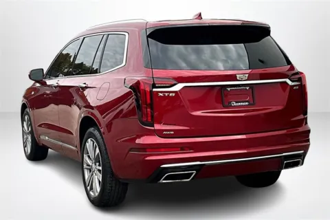 More photos of 2020 Cadillac XT6 Premium Luxury at Lakeside Automotive Group, MI