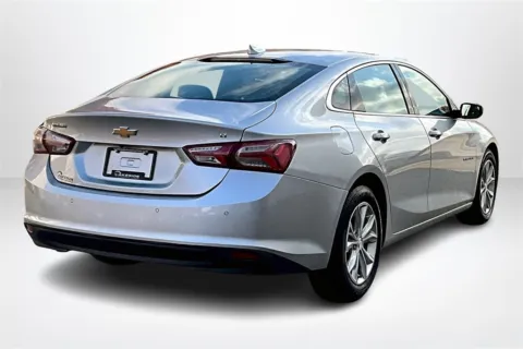 More photos of 2020 Chevrolet Malibu LT at Lakeside Automotive Group, MI