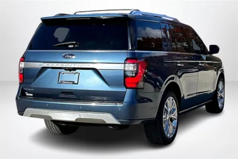 More photos of 2018 Ford Expedition Platinum at Lakeside Automotive Group, MI