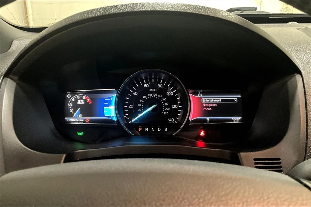 2018 Ford Explorer Sport photo 3