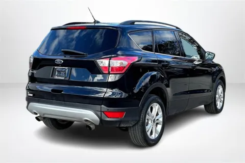 More photos of 2017 Ford Escape SE at Lakeside Automotive Group, MI