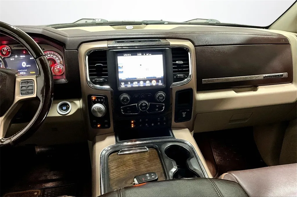 2017 Ram 1500 Laramie Longhorn photo 3