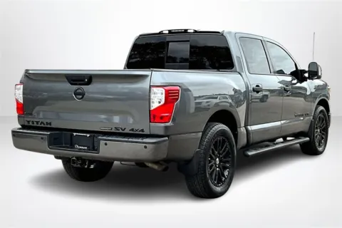 More photos of 2018 Nissan Titan PRO-4X at Lakeside Automotive Group, MI