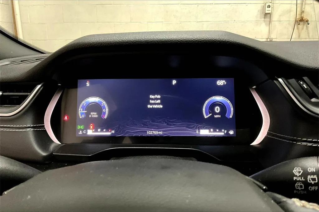 2022 Jeep Grand Cherokee Altitude photo 4