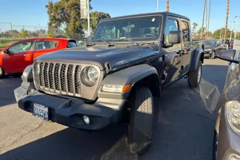 Photos of 2020 Jeep Gladiator Sport for sale in San Diego, CA at Mossy Ford