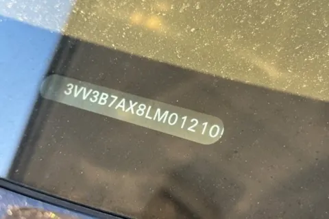 Another view of 2020 Volkswagen Tiguan 2.0T SE for sale in San Diego, CA at Mossy Ford