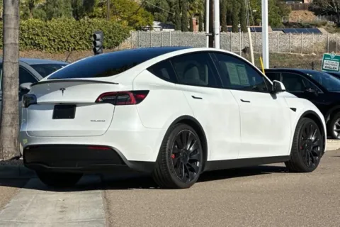 More photos of 2023 Tesla Model Y Performance at Mossy Ford, CA
