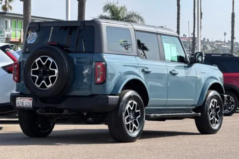 More photos of 2021 Ford Bronco Outer Banks at Mossy Ford, CA