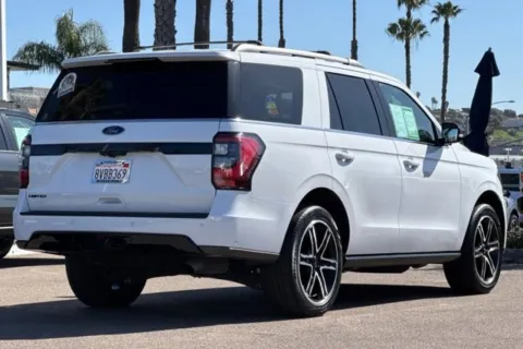 More photos of 2021 Ford Expedition Limited at Mossy Ford, CA