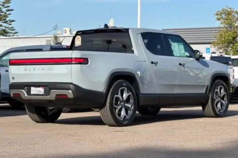 More photos of 2023 Rivian R1T Adventure at Mossy Ford, CA