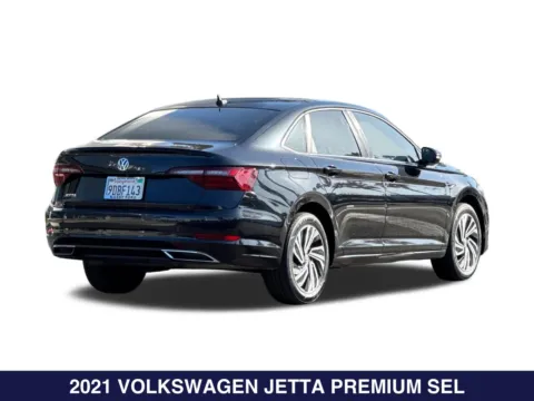 More photos of 2021 Volkswagen Jetta SEL Premium at Mossy Ford, CA