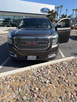 More photos of 2020 GMC Yukon XL SLE at Mossy Ford, CA
