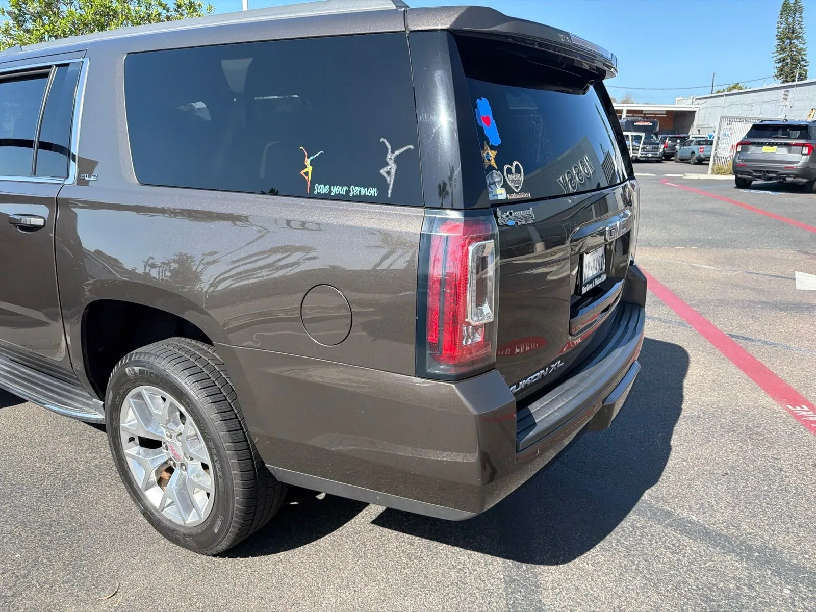 Gray 2020 GMC Yukon XL SLE for sale in San Diego, CA