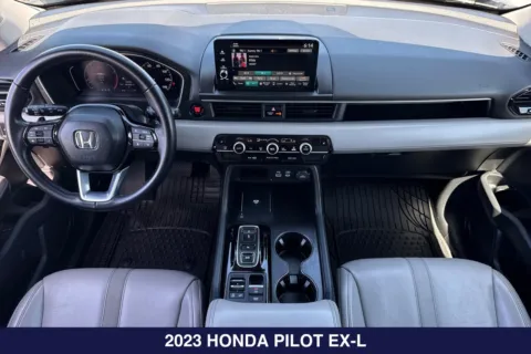 More photos of 2023 Honda Pilot EX-L at Mossy Ford, CA