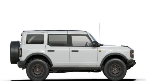 More photos of 2025 Ford Bronco Badlands at Mossy Ford, CA