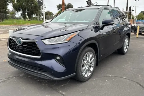 Photos of 2020 Toyota Highlander Hybrid Limited for sale in San Diego, CA at Mossy Ford
