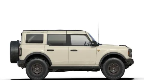 More photos of 2025 Ford Bronco Badlands at Mossy Ford, CA