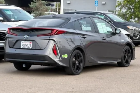 More photos of 2018 Toyota Prius Prime Premium at Mossy Ford, CA