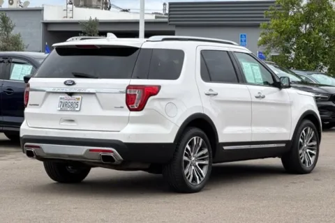 More photos of 2017 Ford Explorer Platinum at Mossy Ford, CA