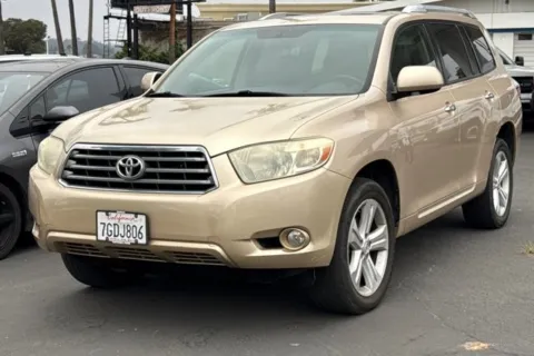 Photos of 2009 Toyota Highlander Limited for sale in San Diego, CA at Mossy Ford