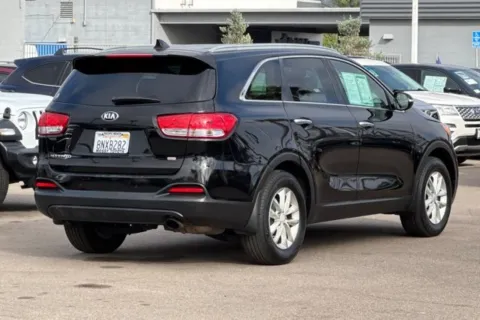 More photos of 2016 Kia Sorento LX at Mossy Ford, CA