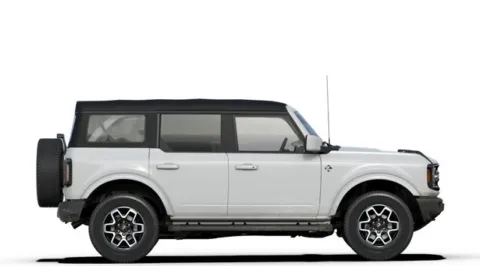 More photos of 2025 Ford Bronco Outer Banks at Mossy Ford, CA