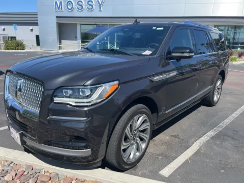 Gray 2023 Lincoln Navigator L Reserve for sale in San Diego, CA