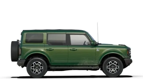 More photos of 2025 Ford Bronco Outer Banks at Mossy Ford, CA
