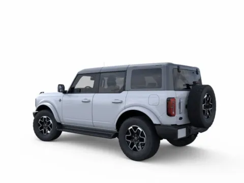 More photos of 2025 Ford Bronco Outer Banks at Mossy Ford, CA