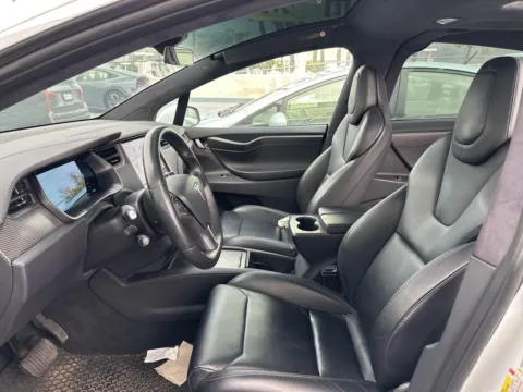 More photos of 2018 Tesla Model X 75D at Mossy Toyota, CA