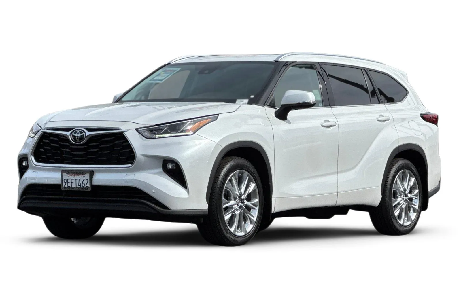 White 2023 Toyota Highlander Limited for sale in San Diego, CA