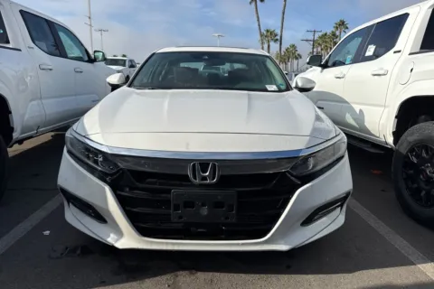 More photos of 2018 Honda Accord EX-L at Mossy Toyota, CA