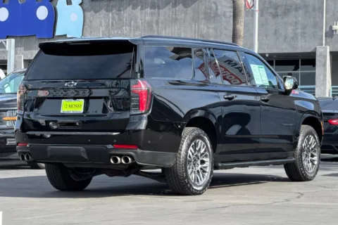 More photos of 2025 Chevrolet Suburban Z71 at Mossy Toyota, CA