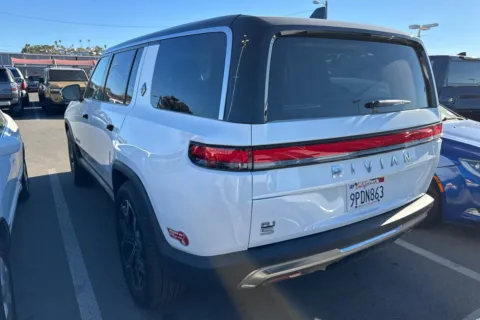 More photos of 2025 Rivian R1S Adventure at Mossy Toyota, CA