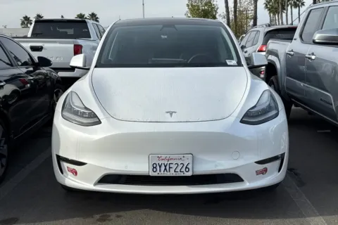 More photos of 2021 Tesla Model Y Long Range at Mossy Toyota, CA