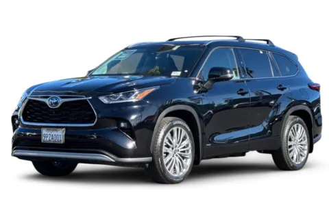 Black 2024 Toyota Highlander Hybrid Platinum for sale in San Diego, CA