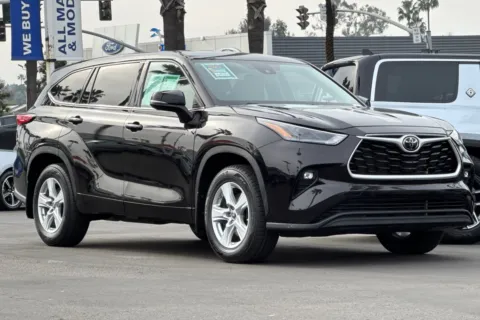 Photos of 2022 Toyota Highlander LE for sale in San Diego, CA at Mossy Toyota