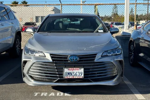 More photos of 2020 Toyota Avalon Hybrid XLE Plus at Mossy Toyota, CA