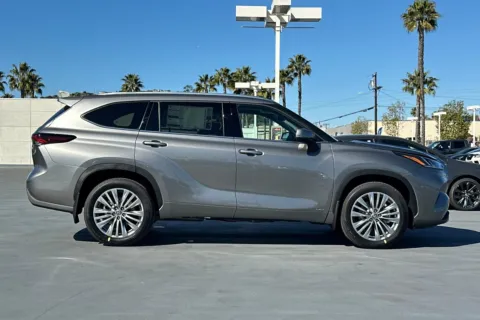 Another view of 2026 Toyota Highlander Hybrid Platinum for sale in San Diego, CA at Mossy Toyota