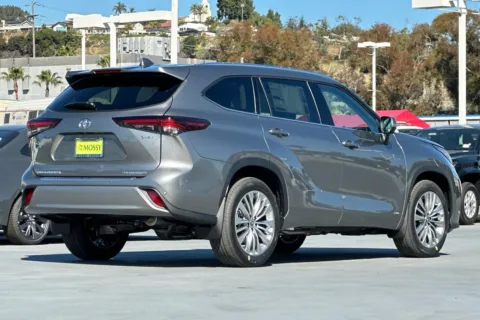 More photos of 2026 Toyota Highlander Hybrid Platinum at Mossy Toyota, CA