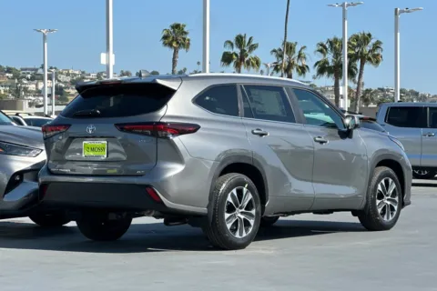 More photos of 2026 Toyota Highlander Hybrid XLE at Mossy Toyota, CA