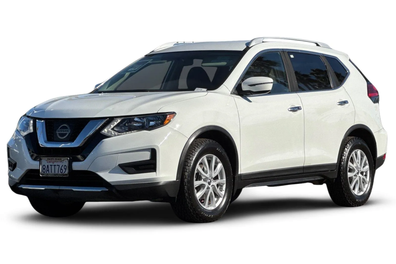 White 2017 Nissan Rogue SV for sale in San Diego, CA