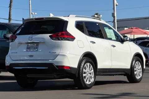 More photos of 2017 Nissan Rogue SV at Mossy Toyota, CA