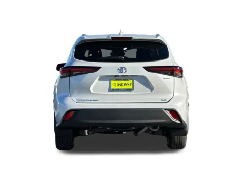 More photos of 2026 Toyota Highlander Hybrid XLE at Mossy Toyota, CA