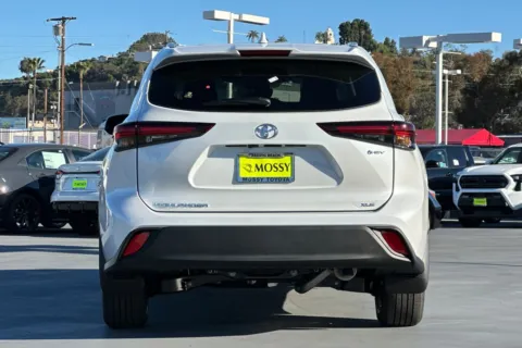 More photos of 2026 Toyota Highlander Hybrid XLE at Mossy Toyota, CA