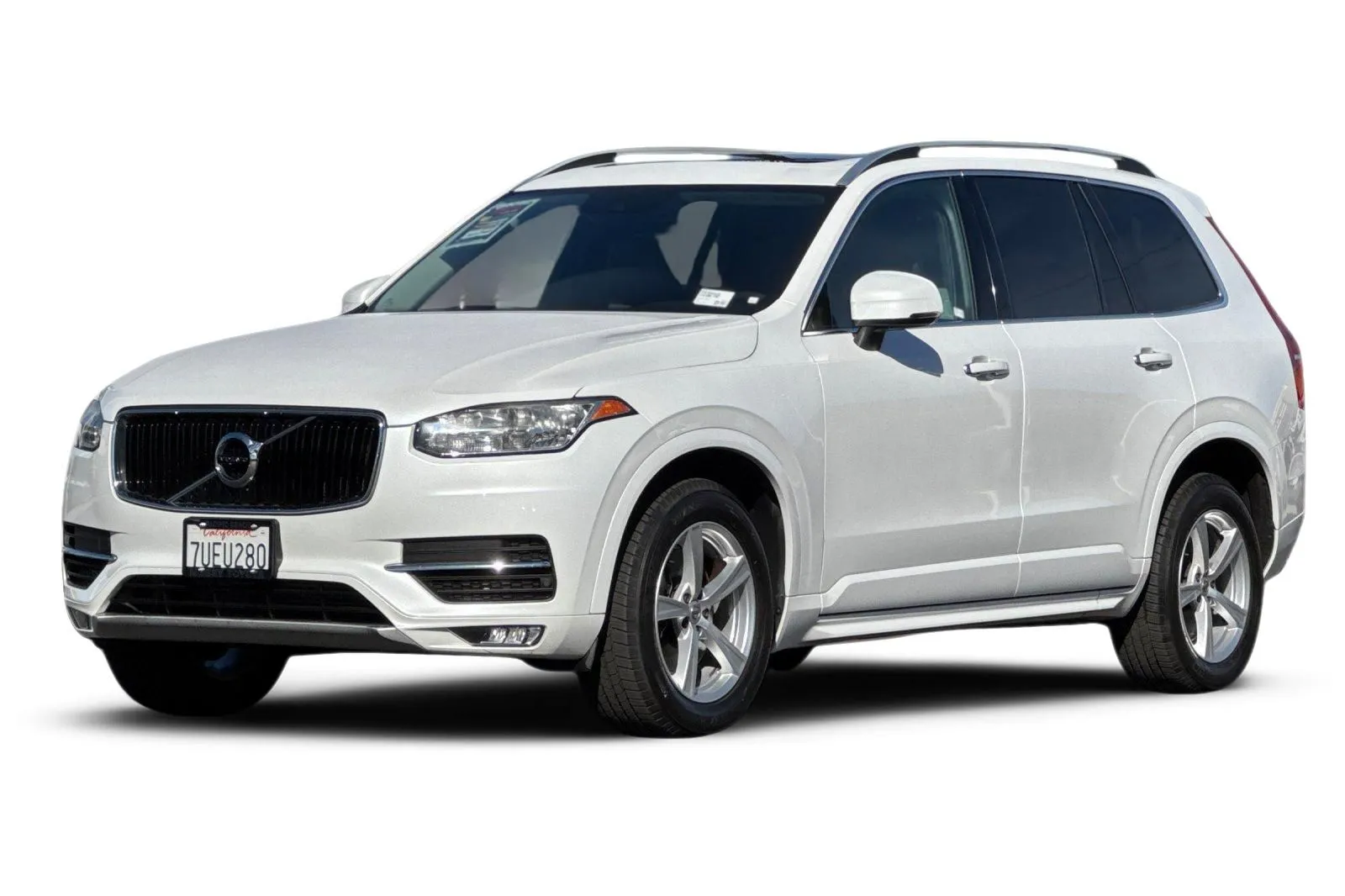 White 2016 Volvo XC90 T5 Momentum for sale in San Diego, CA