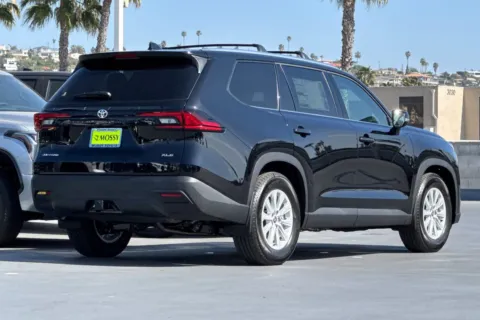 More photos of 2026 Toyota Grand Highlander Hybrid XLE at Mossy Toyota, CA