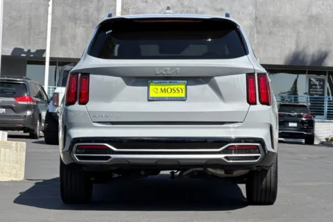 More photos of 2023 Kia Sorento SX at Mossy Toyota, CA